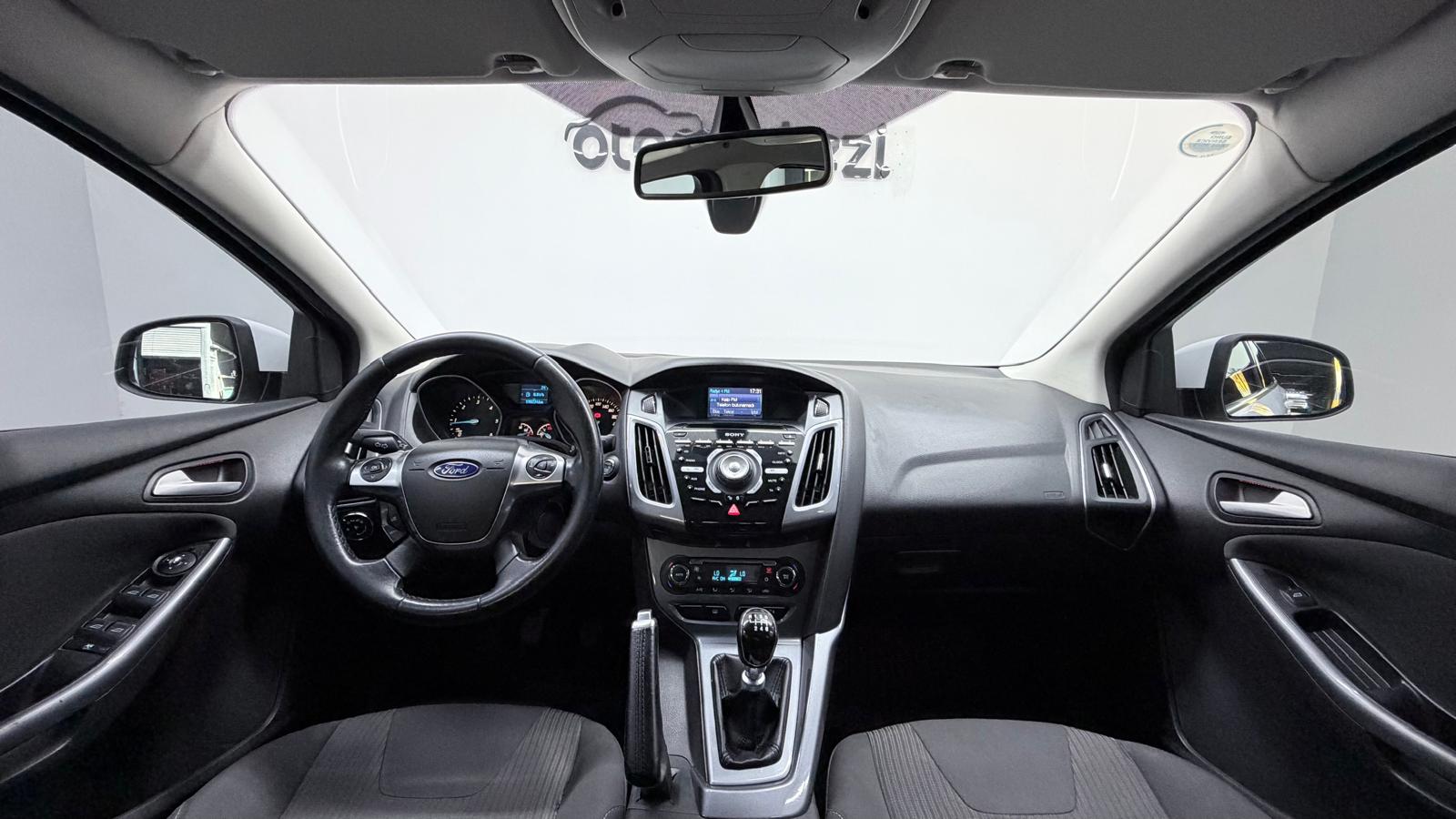 FORD FOCUS 7